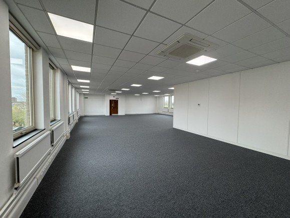 a6d453a4 d556 4785 8743 7e7ab6717f27_web