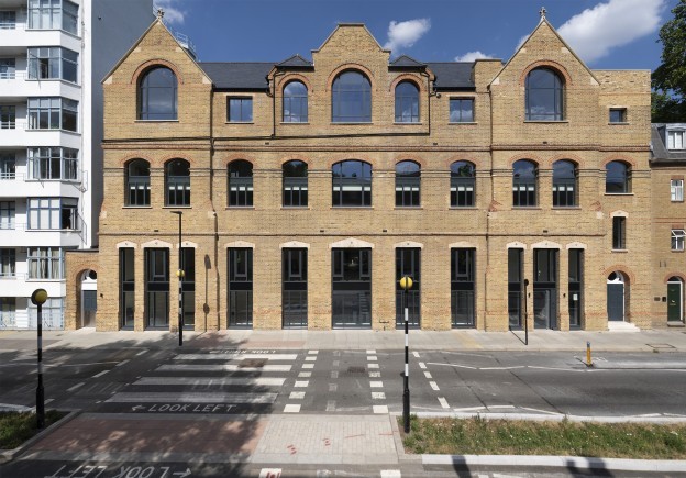 9957d5b7 716f 49cc a209 13c64f328882