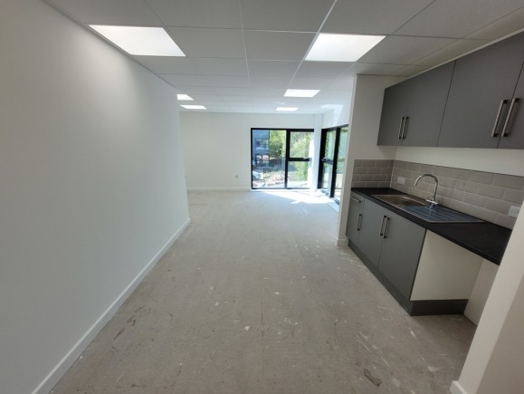 d101656f 7a60 4f65 bfe7 c8496c540da0_web