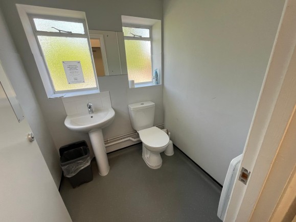 fe289cce a9c7 417a 9331 a37f36c1d597_web