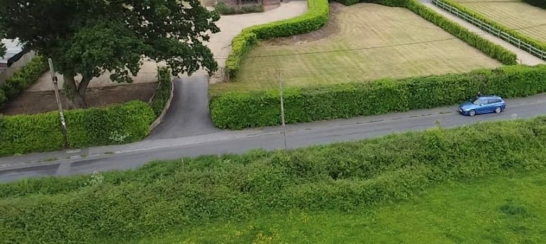 d942a1dd a0a7 4d9c b944 ddd6e04de52a_web