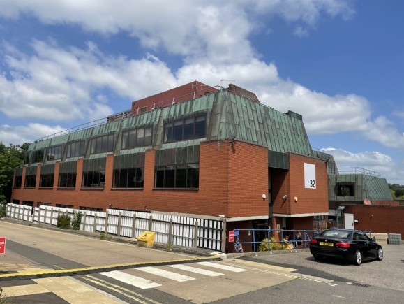 5d76f8c2 98d7 49a8 bdde 2adb948211b0_web