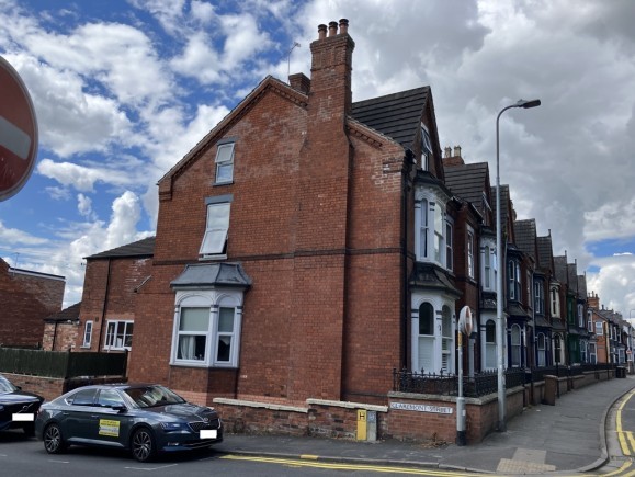 761594bb c6b1 44c7 a31d a47febb9324b_web