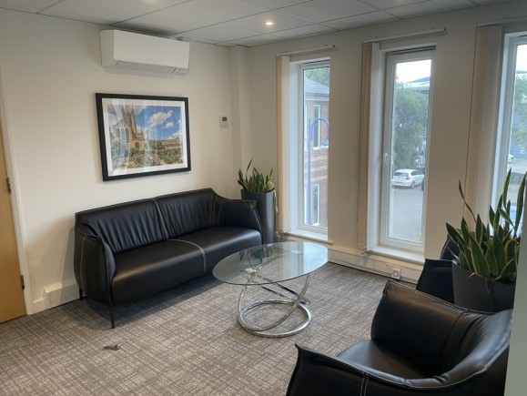 02c52b94 4804 4faa aac8 228a36beef74_web