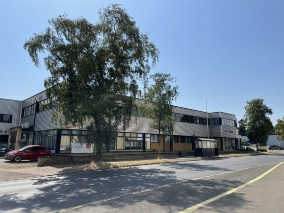 c1b6b98a 87c4 47b4 8662 a2be7117a944_web