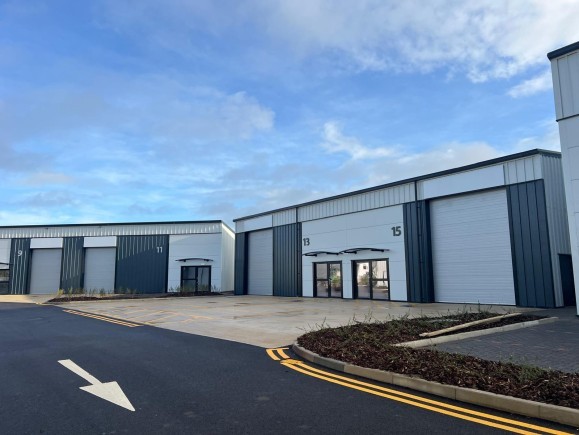 b5cef30d 63e5 4c5c a6d8 c71330bf26b8