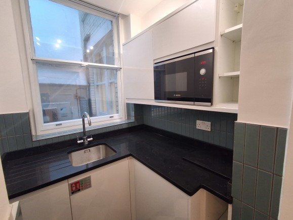 6d03f87e d789 48bb 9d63 a25a11f9e28a