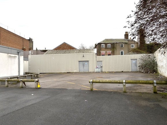 1b71a795 625c 482f 9b30 85182ab76584_web