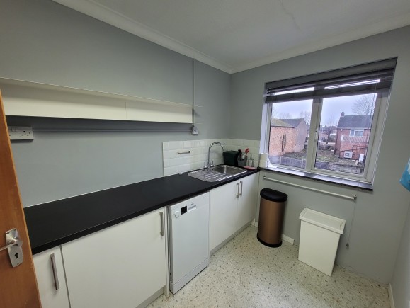 c815ef6a 5981 4106 a24e 03b246d45314