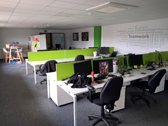 7e9aa509 36a7 4638 a538 5951272dae16_web