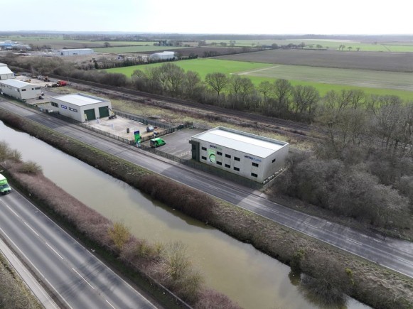 f341224b 03e6 430e a000 796a8f361859_web