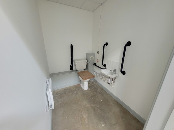 c7fa830a 17aa 41bd bed4 abe5b0c7f197