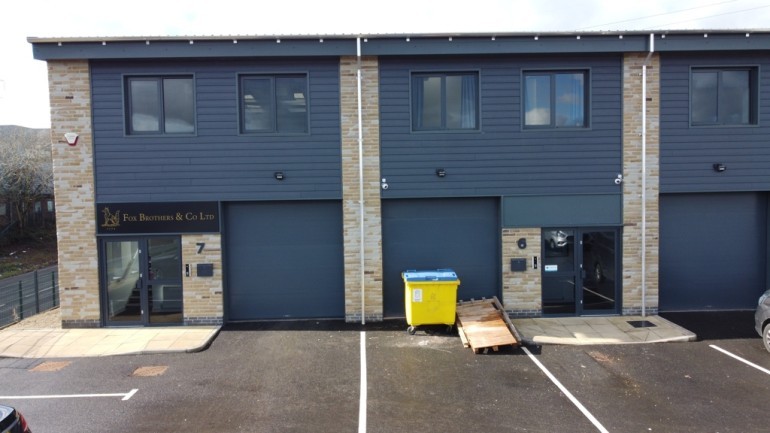 219110a8 1238 4f56 be0e 3bb5619dd131_web