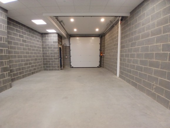 4cdf1bee ebe6 47b8 ae28 f0011ada946d_web