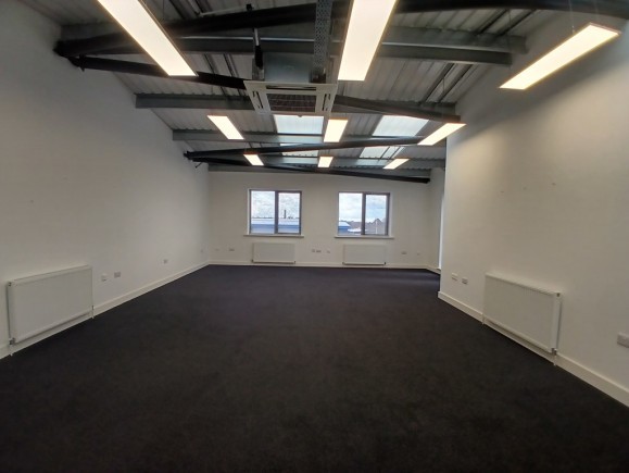 fbaaeeb7 9521 4703 a9eb 625d3655b9a5_web