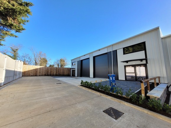 e22c9923 64e9 4211 a7b3 7029d9b3fd47