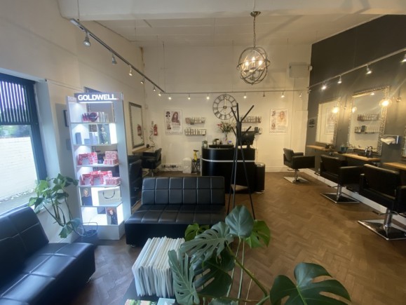 39c2416c df7d 496b acdf 049890262593_web