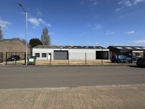 f4006b76 4405 4f61 8504 7a1a92ef6b8e_web