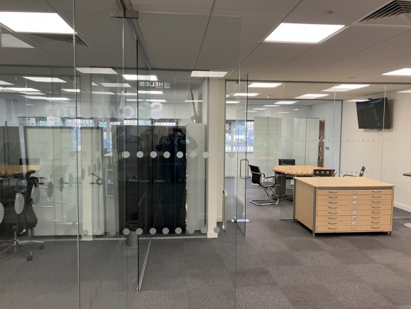 c6a06689 0fc2 4bb4 9f0d 5aabc437b5cd_web