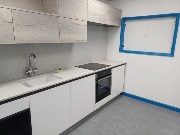 208e0885 ac08 41fc a855 48740eab4910_web