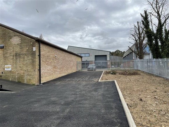 b6a07ae3 cabb 4c50 9d21 c61dee5b2f08