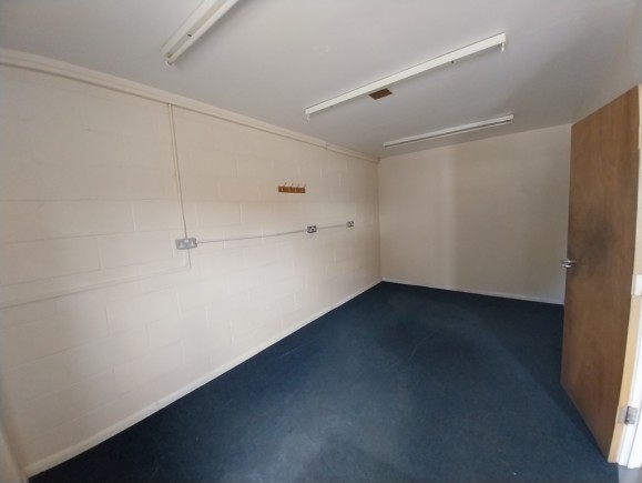 3afd7aa7 1aa0 4f68 b10c 26f19ad8b51f_web