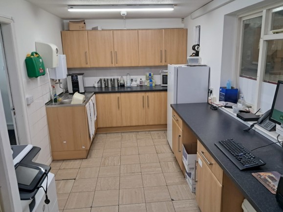 0e2ebe93 3c9b 4c6a 821b de53dc7edac2_web