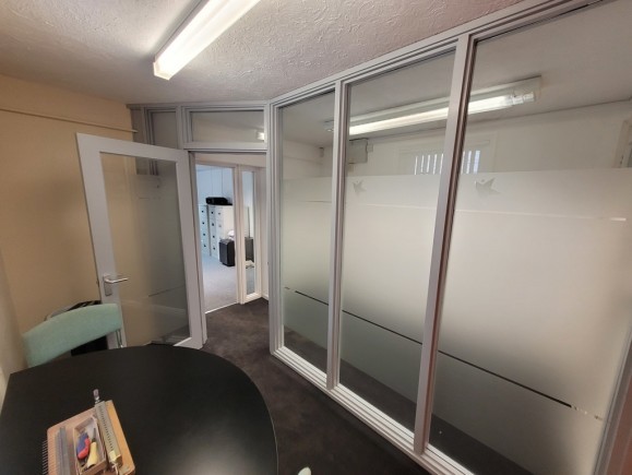 74553285 76ee 411a a62c c947caf37b7e_web