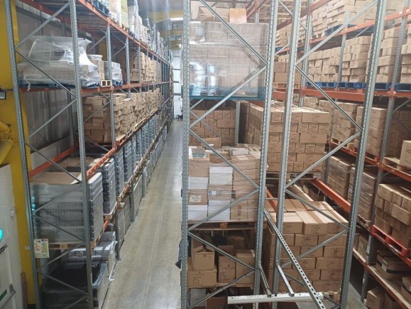 07b698b9 779a 41bd 856e 136691a1f043_web