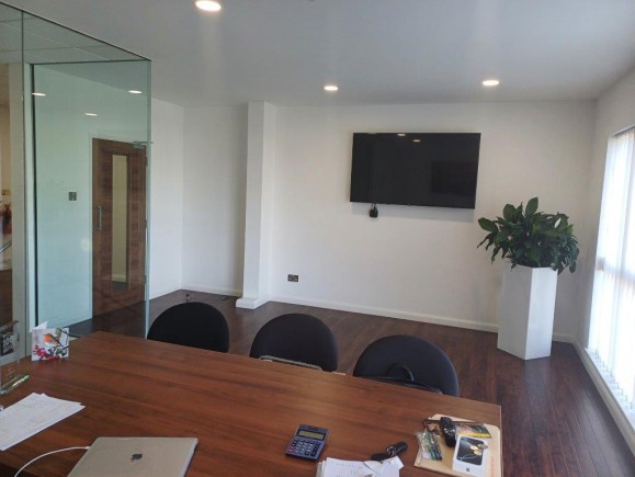 c71583fc e138 4924 b4e2 bf3629945adb_web