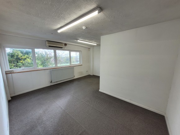 20490091 3802 4af2 b26f d48fb4666b4b