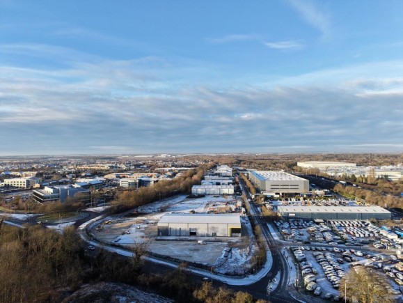 8c297c75 ff49 4010 af04 3775c81a5293_web