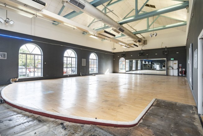 01ee4be0 db6a 4138 ae40 bd7c589fd3db_web