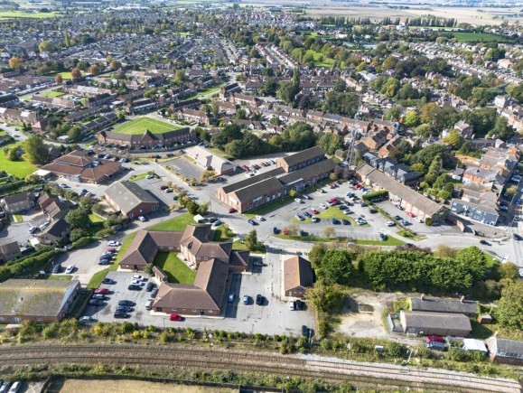 1f60ff6e a961 4e45 8a51 c7099d90ea18_web