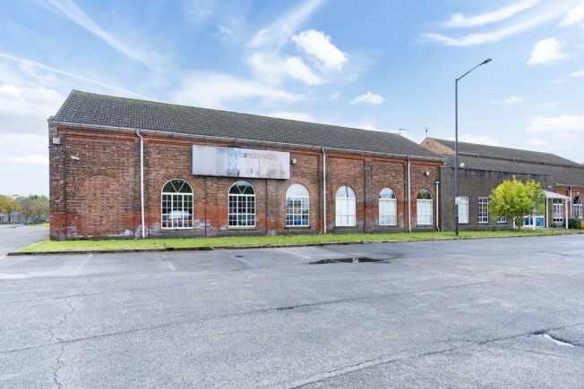 e1cf8d8a 18d0 403b bd1d 49642fcf1e75_web