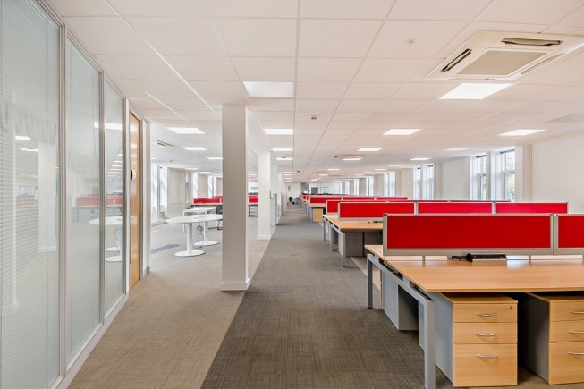 1024143e 1c64 48c4 8486 76b80672b127_web