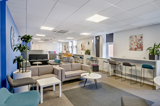 40f7631e 3bb0 4ef3 9080 38ed40123bc4_web