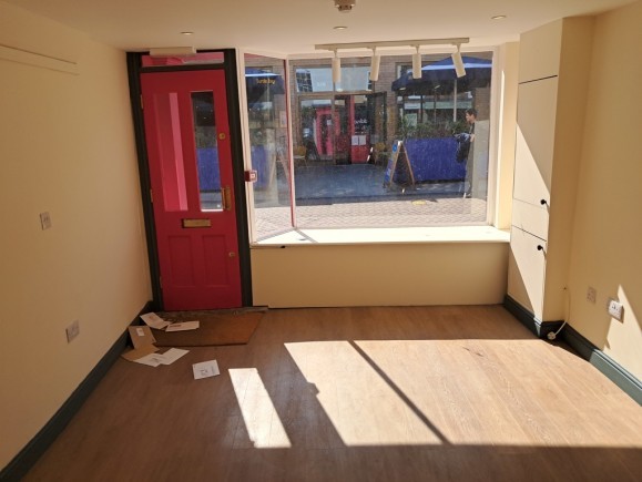 8130b933 9e09 4b55 9bf6 442499417d0a_web