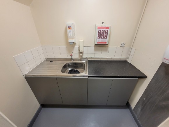 ae0de457 c1b2 44be a3da 6a90906e0f52