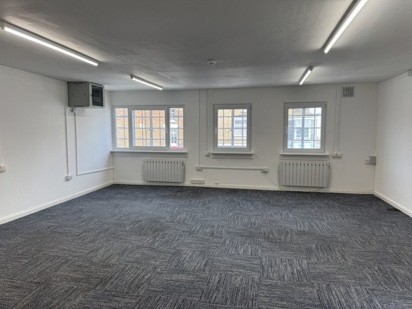 07aace5e 6656 421f 8a74 56ec5d8153f4_web