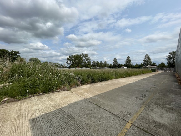 fc96ccdf 3200 4283 9619 6a76bd0648c9