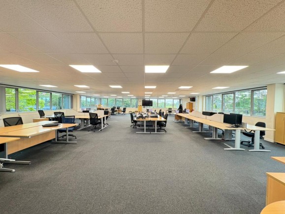 5f3e4930 75f1 4220 b81c 4836748c470d_web