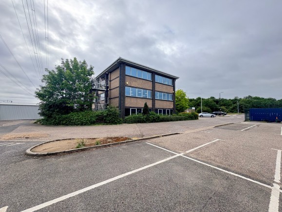 cb83d57a 7d5a 46e2 9285 406c42e385ab