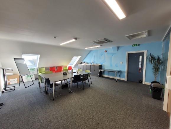 e767211a c5e8 4141 afe2 ee5dde634ed8