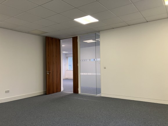 75bcd6a6 4235 4db0 bc6f 705c464c1890