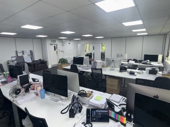 0c264ddd cd81 480e ae9e e0b5104ab69e