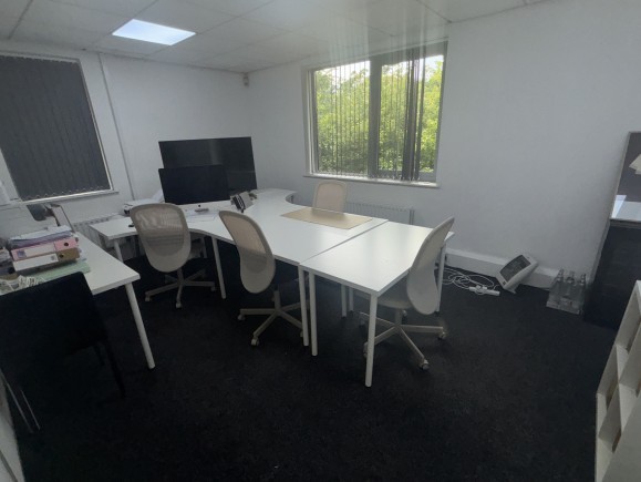 92e804f4 b501 4a6e b91b 45921c584bc0