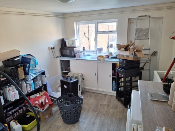 f09e18b4 ecec 4338 9aa4 9a9e85762867