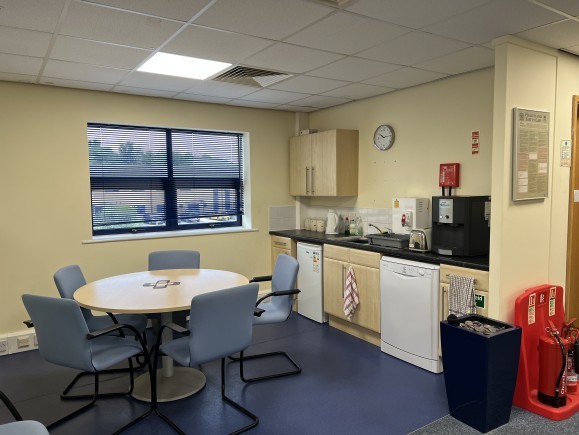 686f251b 717a 4898 bdbc 99c1a50d76b9