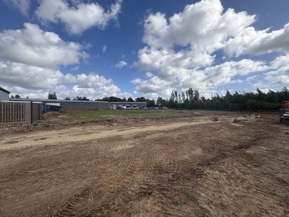 2c695f91 3a75 4124 a870 45712470ffae